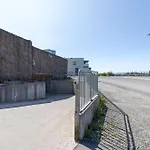 Huoneisto Luxury & Comfort In Unique Kakola -sauna & 2 Bedrooms